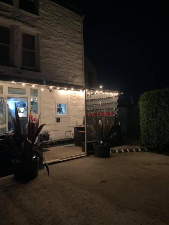 The Queens Hotel Harlech Exterior photo